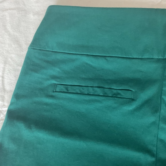 🆕 Ricki’s Sea Green Skinny Capri Pant - Picture 6 of 12